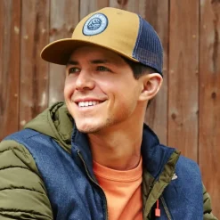 Trucker Hat - Circle Catch